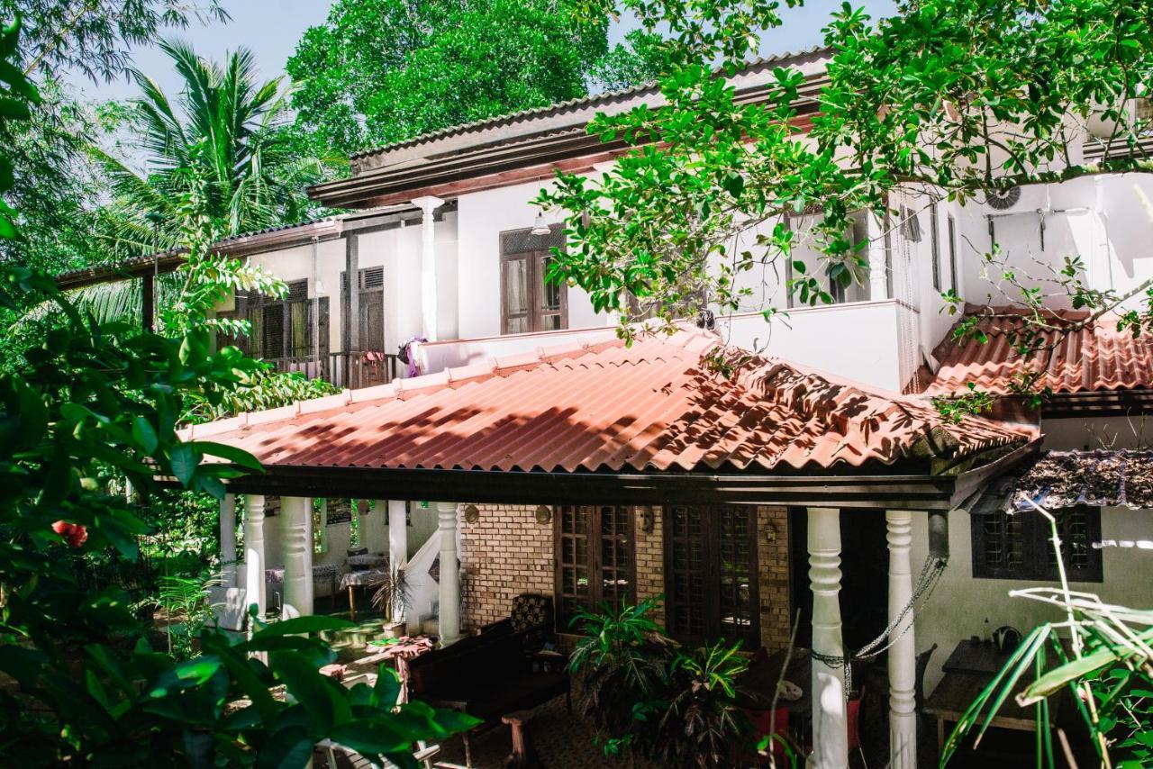 Kadolana Guest House Mirissa Luaran gambar